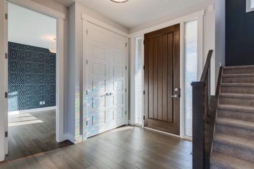 427 Canals Boulevard Sw, Airdrie, AB - Indoor Photo Showing Other Room