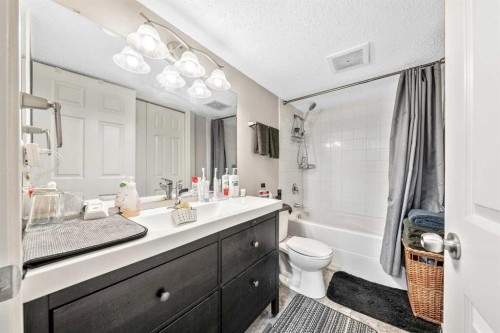 232 Whitlock Place Ne, Calgary, AB - Indoor Photo Showing Bathroom