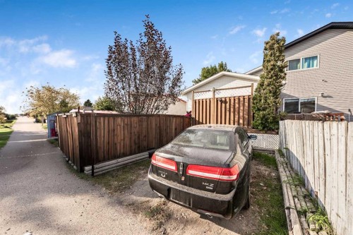 232 Whitlock Place Ne, Calgary, AB - Outdoor