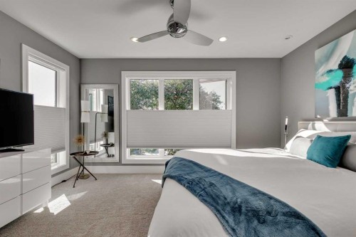 506 54 Avenue Sw, Calgary, AB - Indoor Photo Showing Bedroom