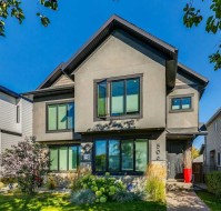 506 54 Avenue SW Calgary, AB T2V 0C7