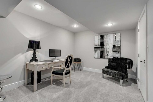 506 54 Avenue Sw, Calgary, AB - Indoor Photo Showing Office