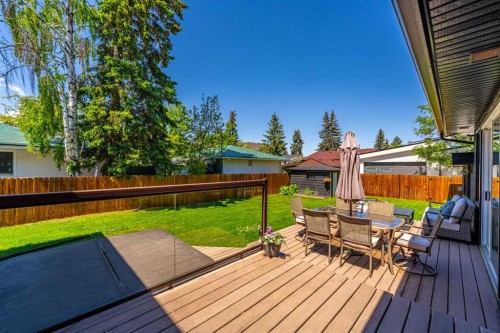 2604 11 Avenue Nw, Calgary, AB - Outdoor With Deck Patio Veranda With Backyard