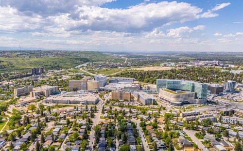 2604 11 Avenue Nw, Calgary, AB - Outdoor With View