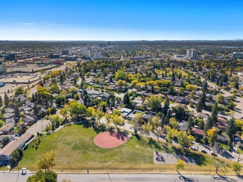 2-530 56 Avenue Sw, Calgary, AB - Outdoor With View