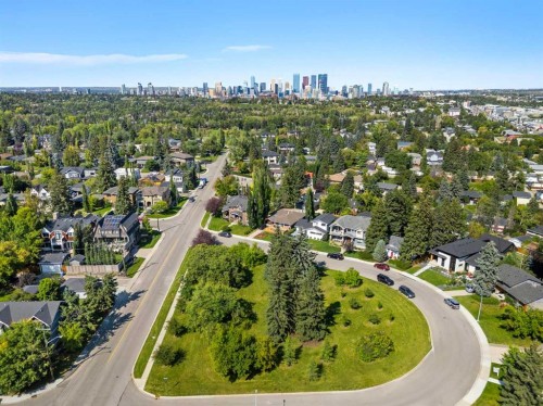 2-530 56 Avenue Sw, Calgary, AB - Outdoor With View