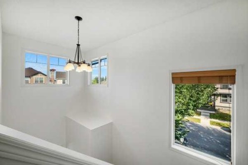 345 Prestwick Terrace Se, Calgary, AB - Indoor Photo Showing Other Room