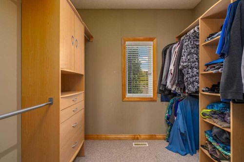88 Sharp Hill Drive, Rural Rocky View County, AB - Indoor With Storage