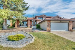 233 Thornbriar Green  Strathmore, AB T1P 1C4