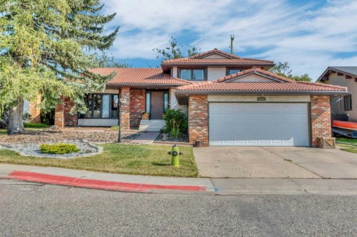 233 Thornbriar Green, Strathmore, AB - Outdoor