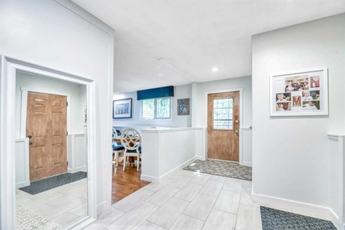 233 Thornbriar Green, Strathmore, AB - Indoor Photo Showing Other Room