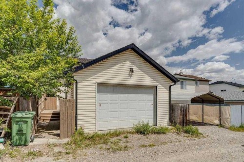 2142 Country Hills Circle Nw, Calgary, AB - Outdoor