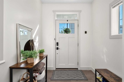 49 Marquis Grove Se, Calgary, AB - Indoor Photo Showing Other Room