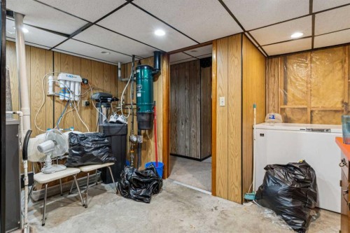 233 27 Avenue Ne, Calgary, AB - Indoor