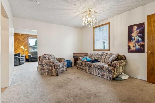 233 27 Avenue Ne, Calgary, AB - Indoor