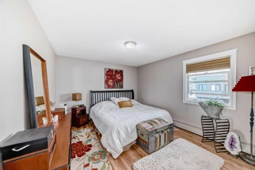 304-2010 35 Avenue Sw, Calgary, AB - Indoor Photo Showing Bedroom