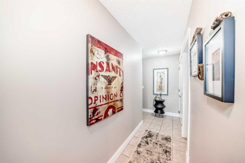 304-2010 35 Avenue Sw, Calgary, AB - Indoor Photo Showing Other Room