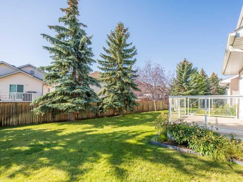 100 Catalina Circle Ne, Calgary, AB - Outdoor