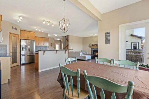 114 Everglen Crescent Sw, Calgary, AB - Indoor Photo Showing Other Room