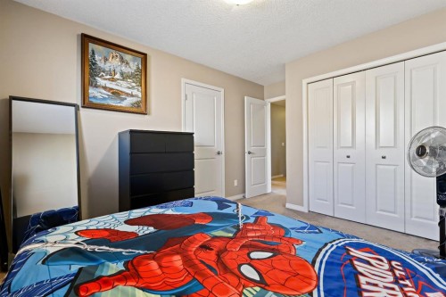 114 Everglen Crescent Sw, Calgary, AB - Indoor Photo Showing Bedroom