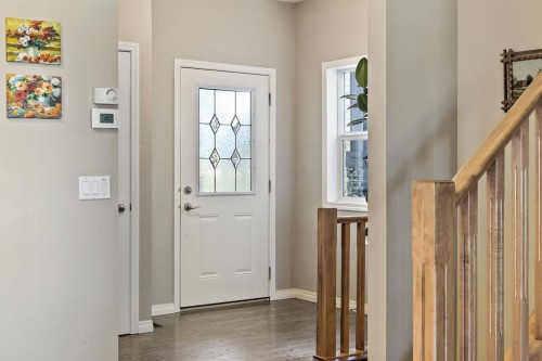 114 Everglen Crescent Sw, Calgary, AB - Indoor Photo Showing Other Room