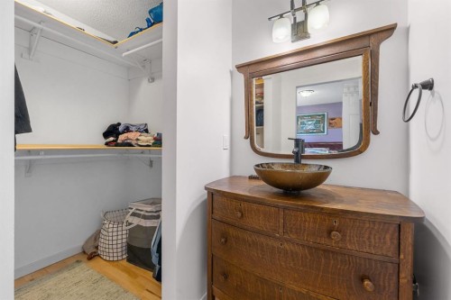 62 Fonda Crescent Se, Calgary, AB - Indoor