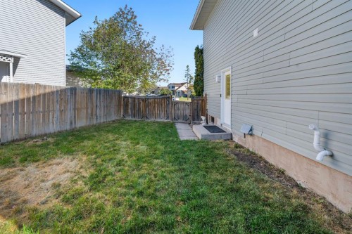 62 Fonda Crescent Se, Calgary, AB - Outdoor
