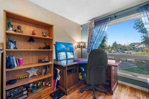 62 Fonda Crescent Se, Calgary, AB - Indoor Photo Showing Office