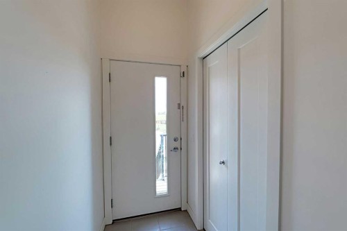 10 Walden Lane Se, Calgary, AB - Indoor Photo Showing Other Room