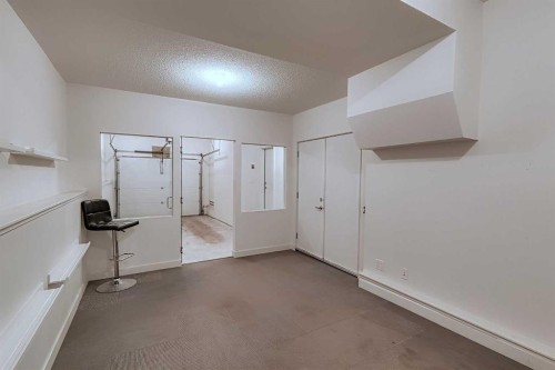 10 Walden Lane Se, Calgary, AB - Indoor Photo Showing Other Room