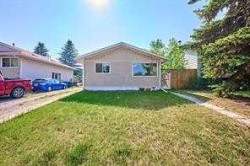 47 Doverglen Crescent SE Calgary, AB T2B 2S2
