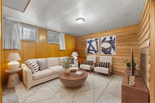 4207 Brisebois Drive Nw, Calgary, AB - Indoor