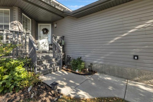 266 Canals Circle Sw, Airdrie, AB - Outdoor With Exterior