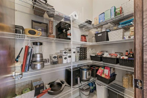 70 Nolanfield Terrace Nw, Calgary, AB - Indoor