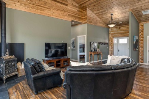 32101 Range Road 50, Rural Mountain View County, AB - Indoor