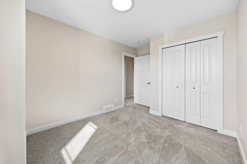 2150 Bayview Drive Sw, Airdrie, AB - Indoor