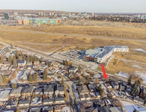 4327 20 Avenue Nw, Calgary, AB - Outdoor With View