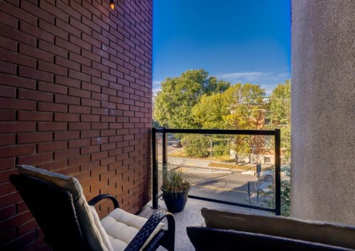 2020 2 Street Sw, Calgary, AB - Outdoor