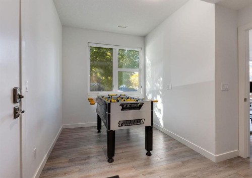 2020 2 Street Sw, Calgary, AB - Indoor Photo Showing Dining Room