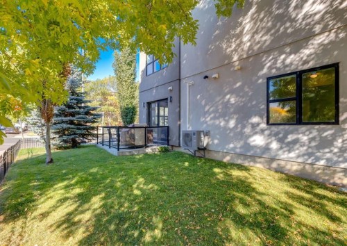 2020 2 Street Sw, Calgary, AB - Outdoor