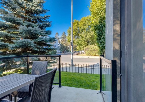 2020 2 Street Sw, Calgary, AB - Outdoor