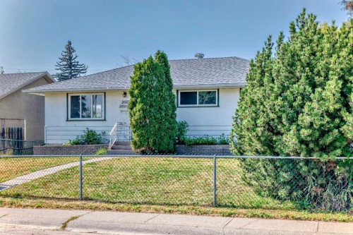 2023 46 Street SE Calgary, AB T2B 1K5