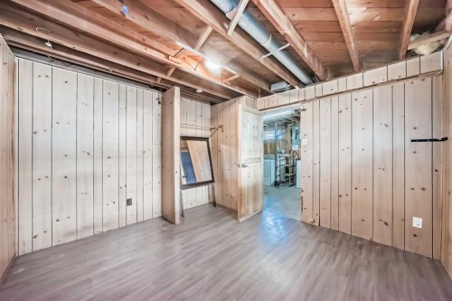 2023 46 Street Se, Calgary, AB - Indoor Photo Showing Other Room