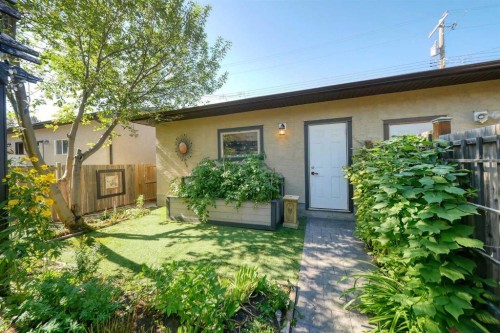 1431 40 Street Sw, Calgary, AB - Outdoor