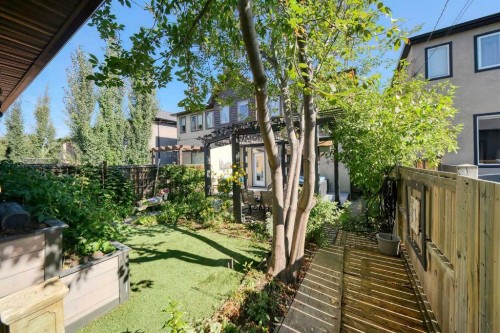 1431 40 Street Sw, Calgary, AB - Outdoor