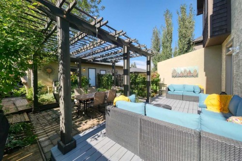 1431 40 Street Sw, Calgary, AB - Outdoor With Deck Patio Veranda