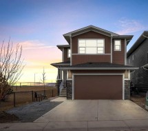 95 Redstone Heights NE Calgary, AB T3N 1P4