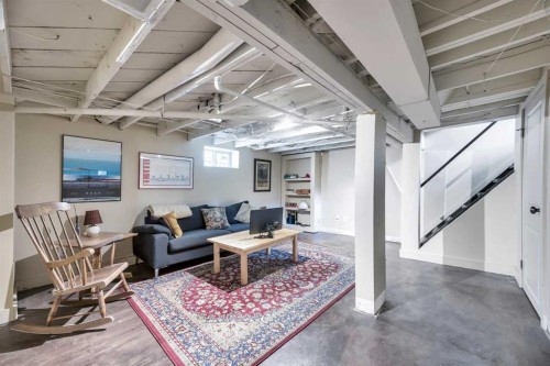 111 11 Avenue Nw, Calgary, AB - Indoor