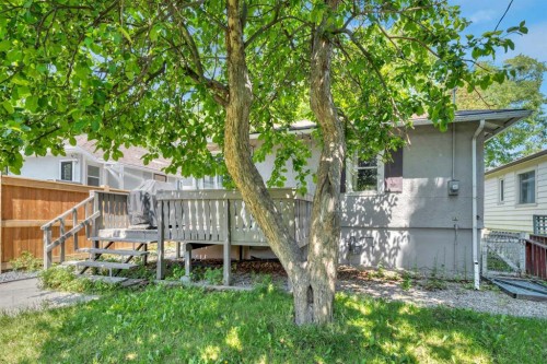 111 11 Avenue Nw, Calgary, AB - Outdoor With Deck Patio Veranda