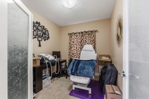 19 Saddlelake View Ne, Calgary, AB - Indoor Photo Showing Other Room